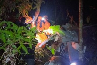 Οκτώ νεκροί από συντριβή ιδιωτικού ελικοπτέρου στην Ινδονησία [εικόνες - βίντεο]